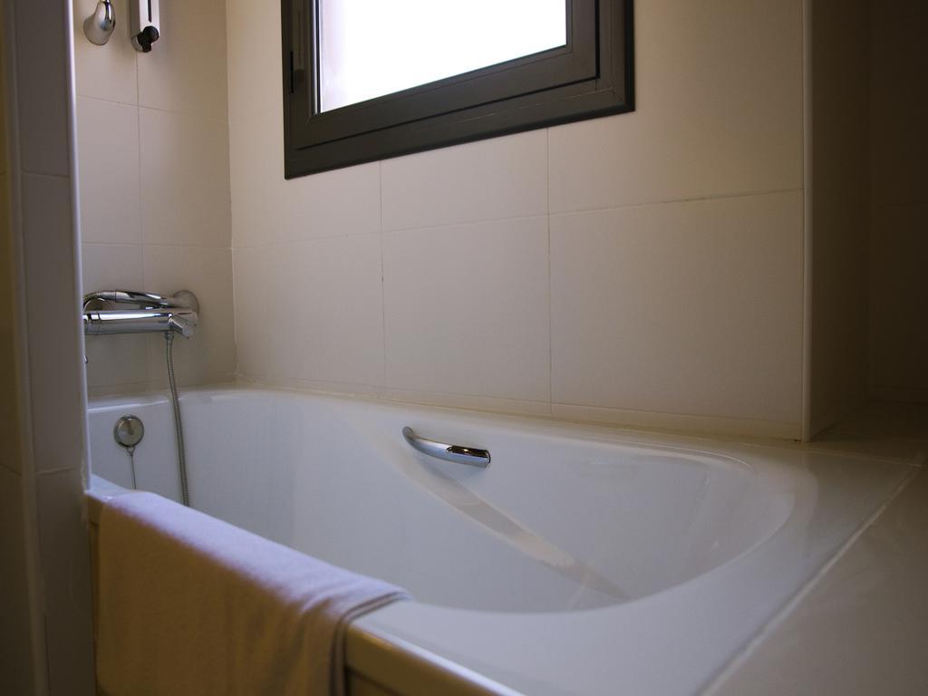 Hostal Badaloni Badalona Værelse billede